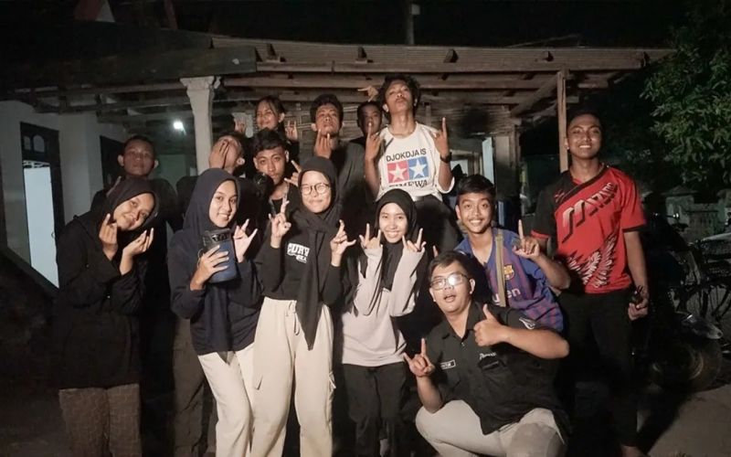SAKA SUWUNG MULTIMEDIA & SMKN 1 MOJOKERTO